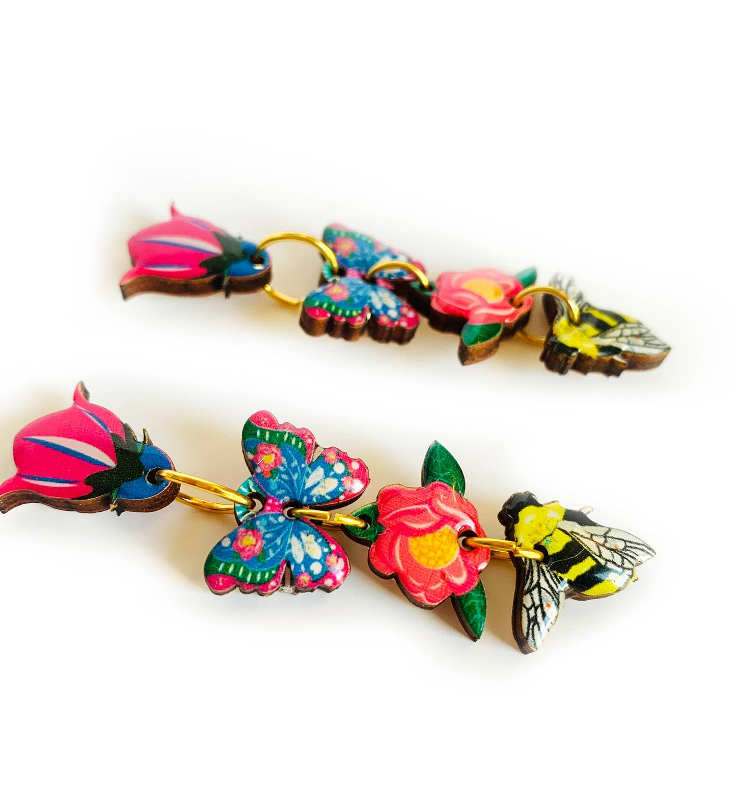 Dangle flower earrings bold wooden and resin.