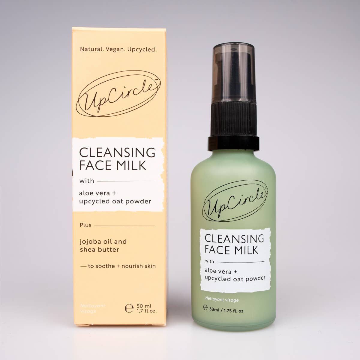eco friendly and vegan cleansing face milk. Containing aloe vera and upcycled oat powder.
