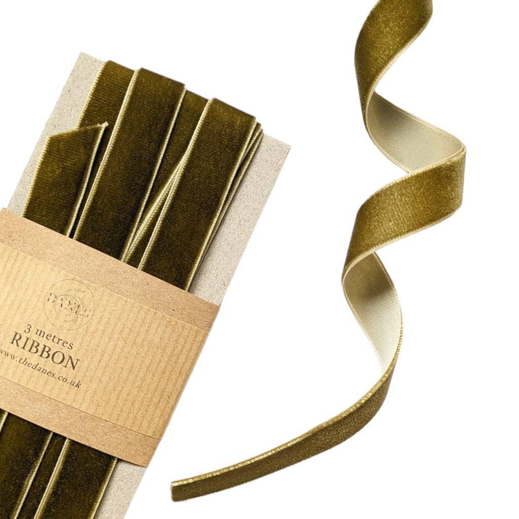Velvet Ribbon 16mm x 3 meters. Choice of colours Antique Rose, Forest Green, Moss Green, Navy, and Red.