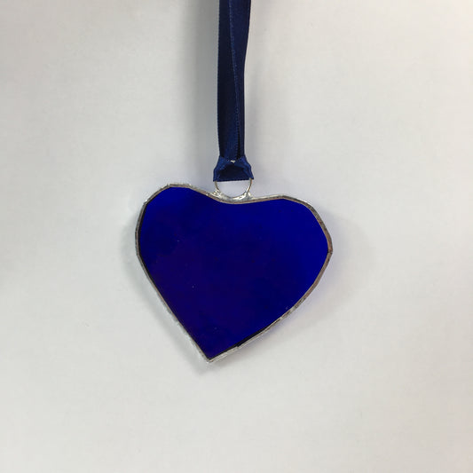 Small Glass heart available in various colours.
