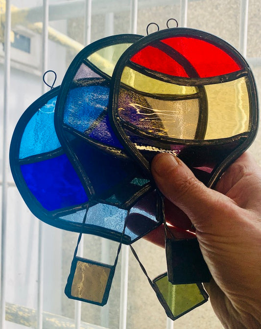 Stained Glass Hot Air Balloon, 3 Colours with hanging hook, perfect for hanging in windows. Edit alt text