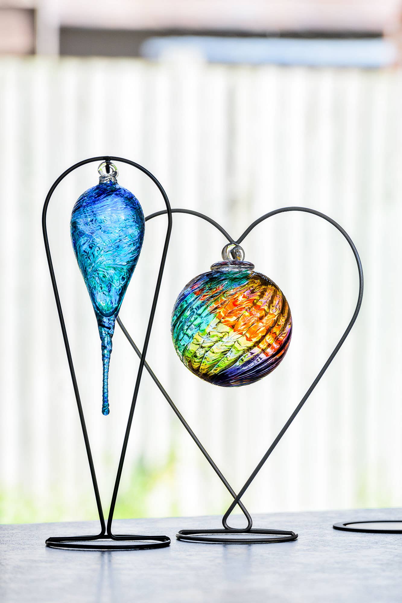 10cm Friendship Ball - Swirl - Multicoloured