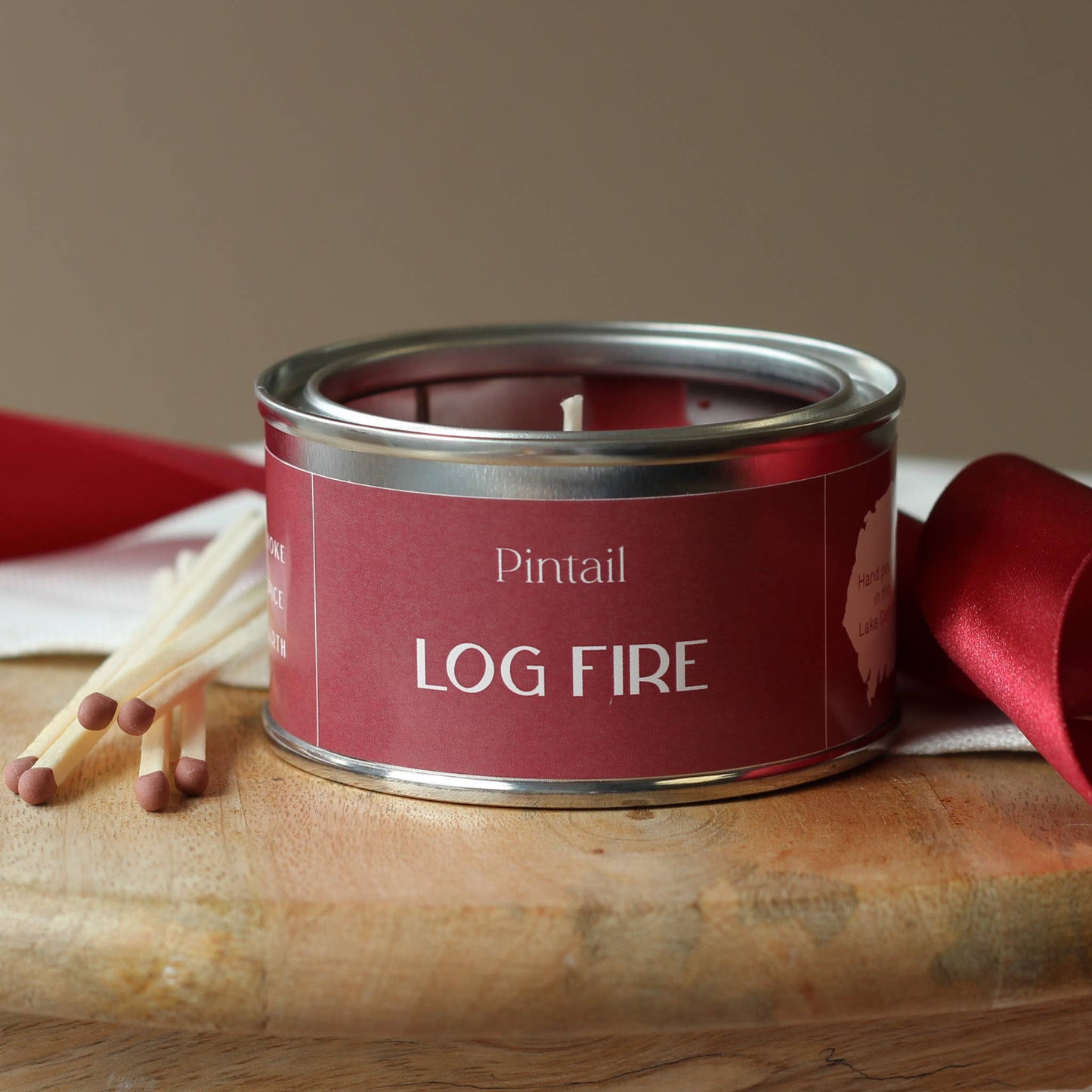 Log fire scented candle