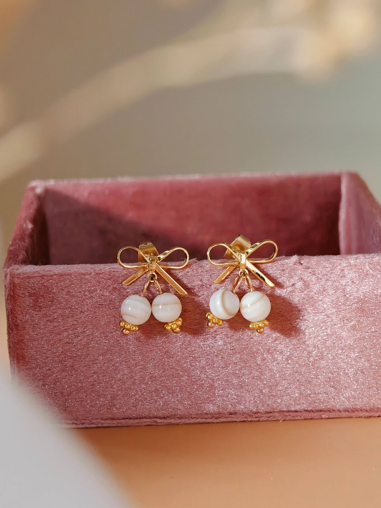 Bow Shell Dangle Earrings