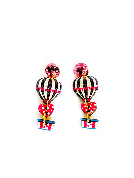 Wood and resin funky drop hot air balloon and heart earrings.