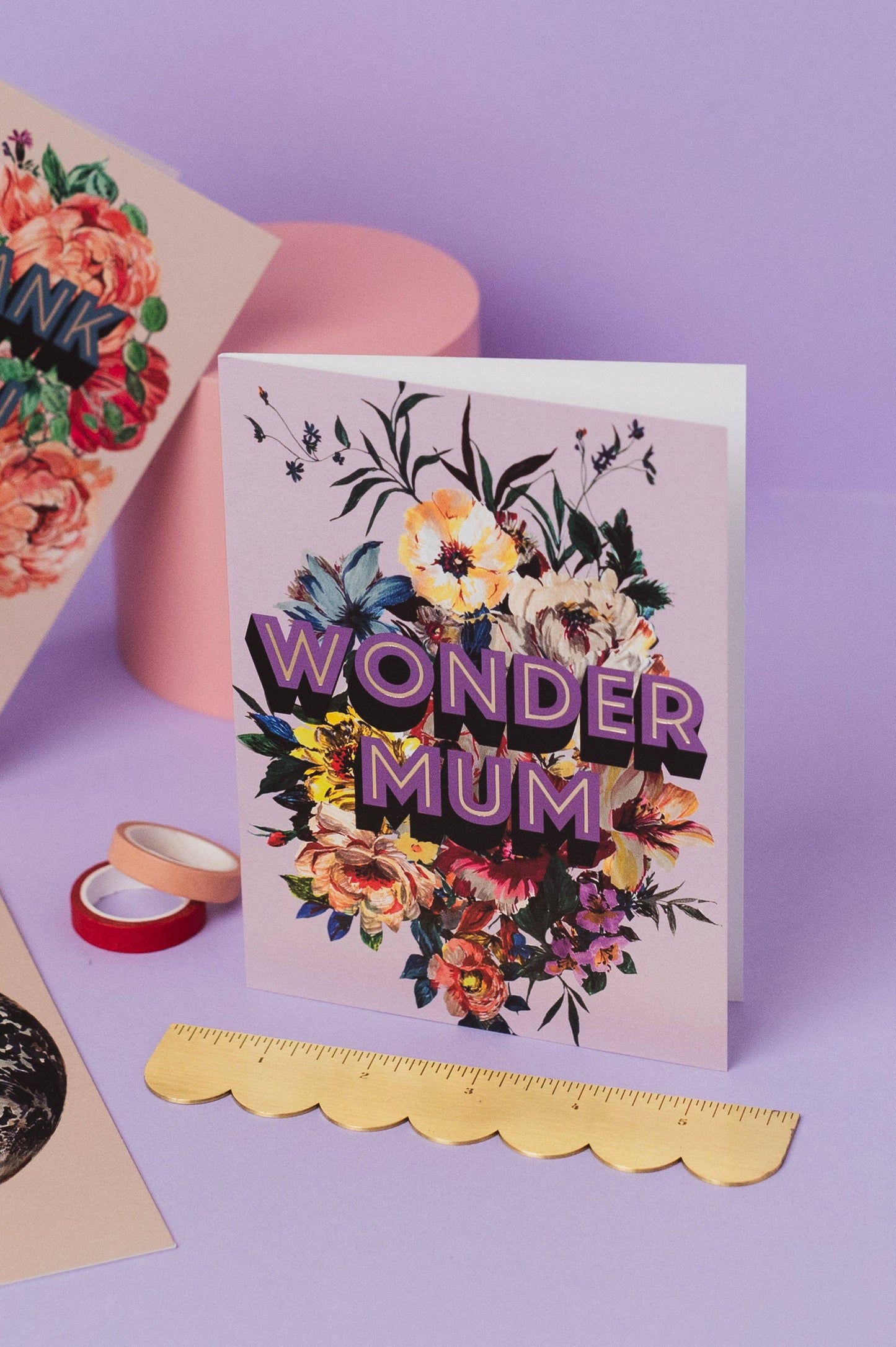 WONDER MUM