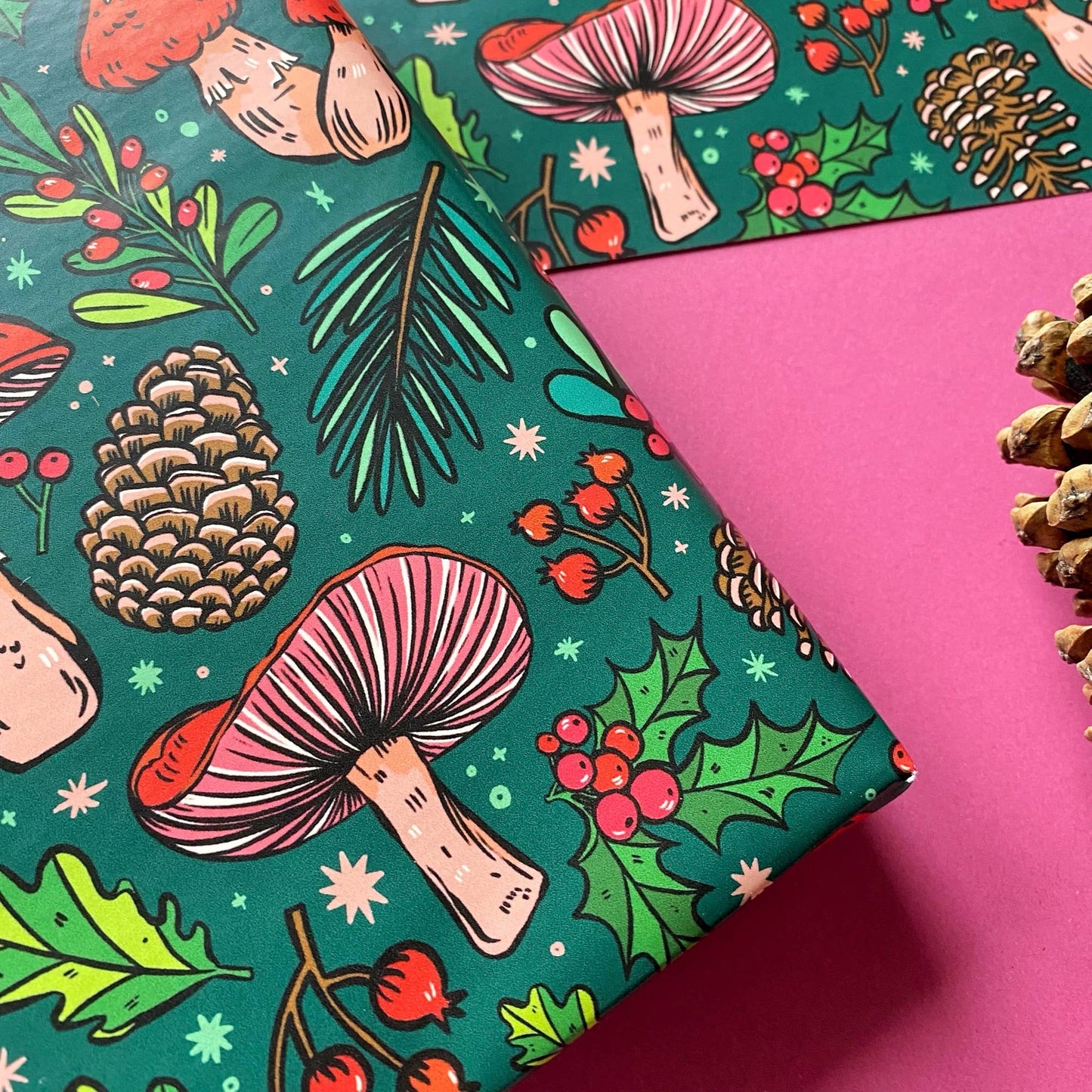 Green Christmas Mushroom Gift Wrap