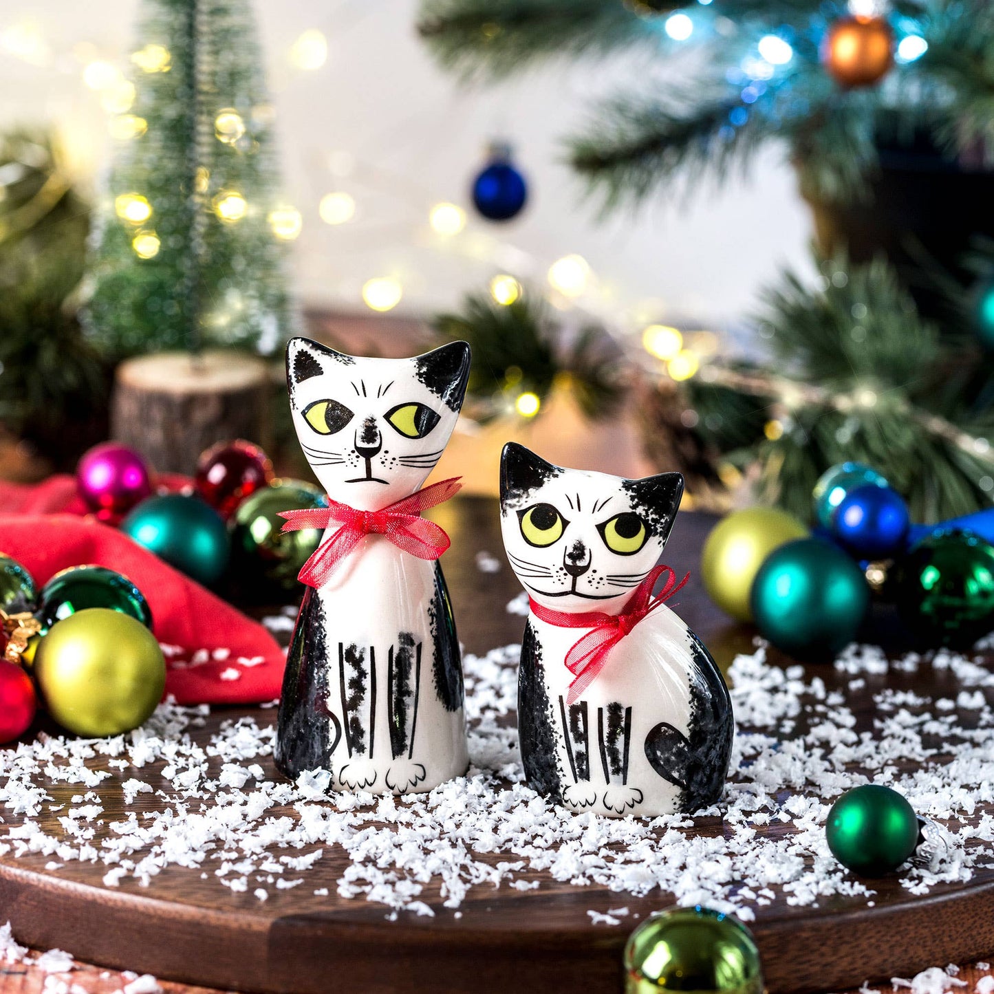 Black and White Cat Salt and Pepper Shakers