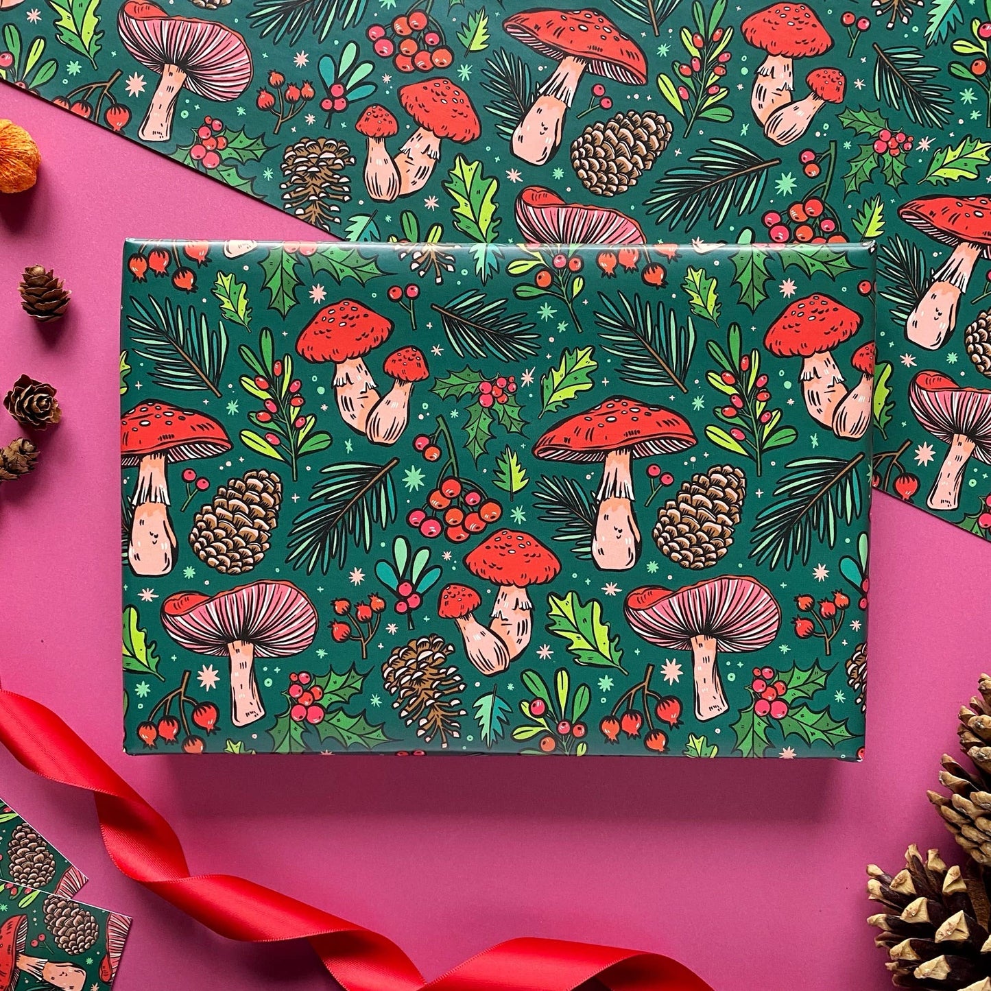 Green Christmas Mushroom Gift Wrap