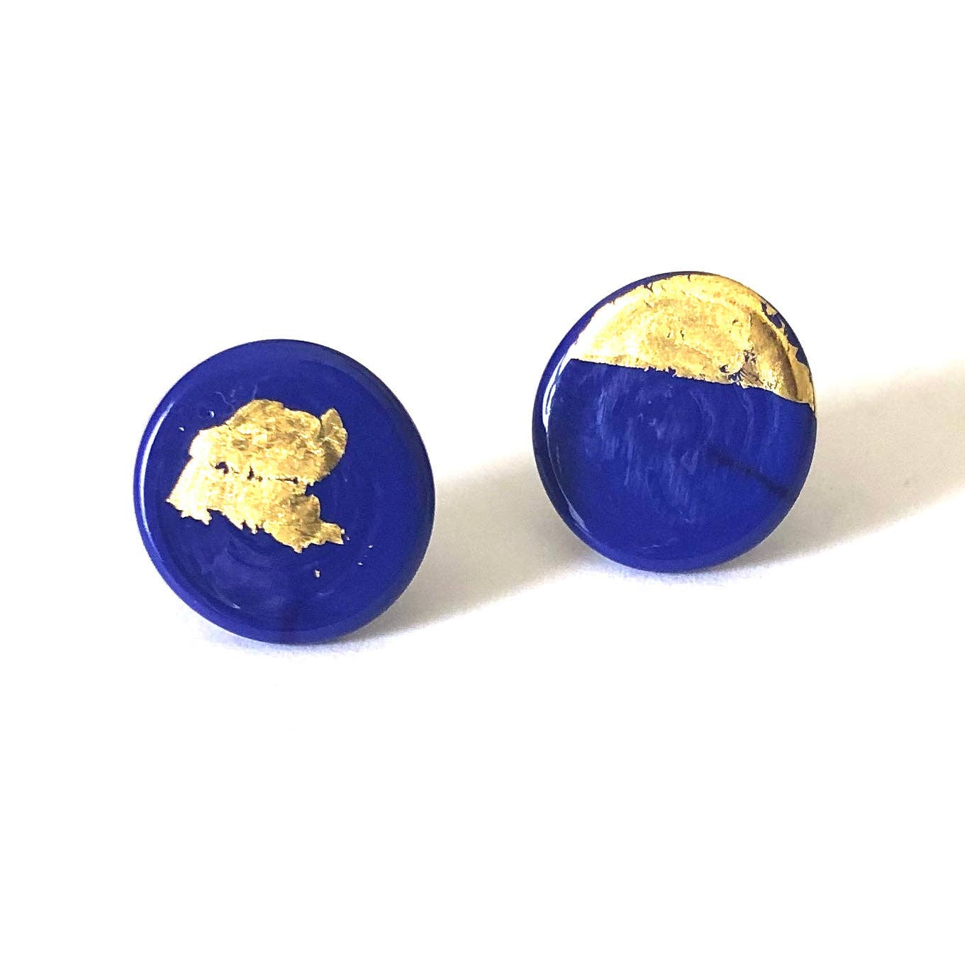 Midi cobalt and gold stud glass earrings