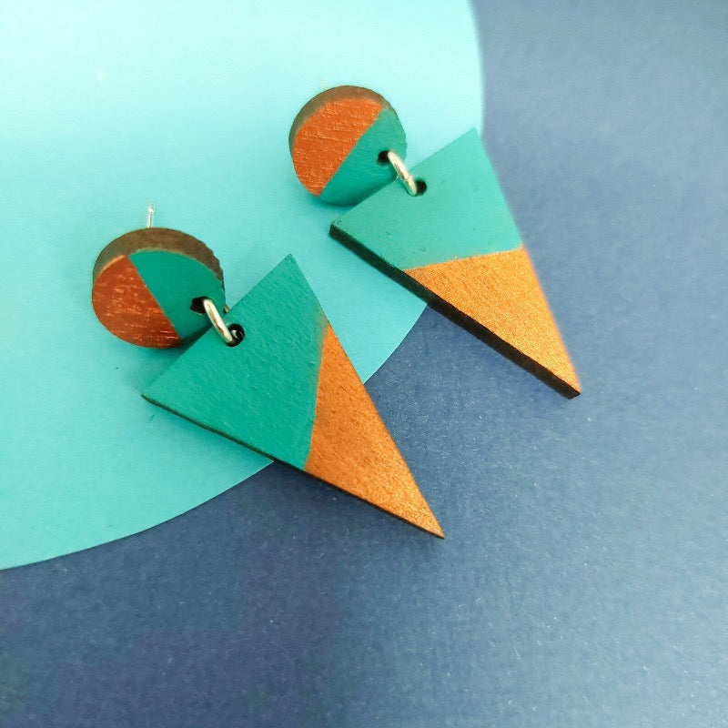 Circle and triangle dangly earrings each half copper half aqua