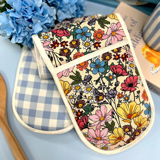 Double oven glove. Floral with gingham fabric.  100% Cotton. Made in the uK