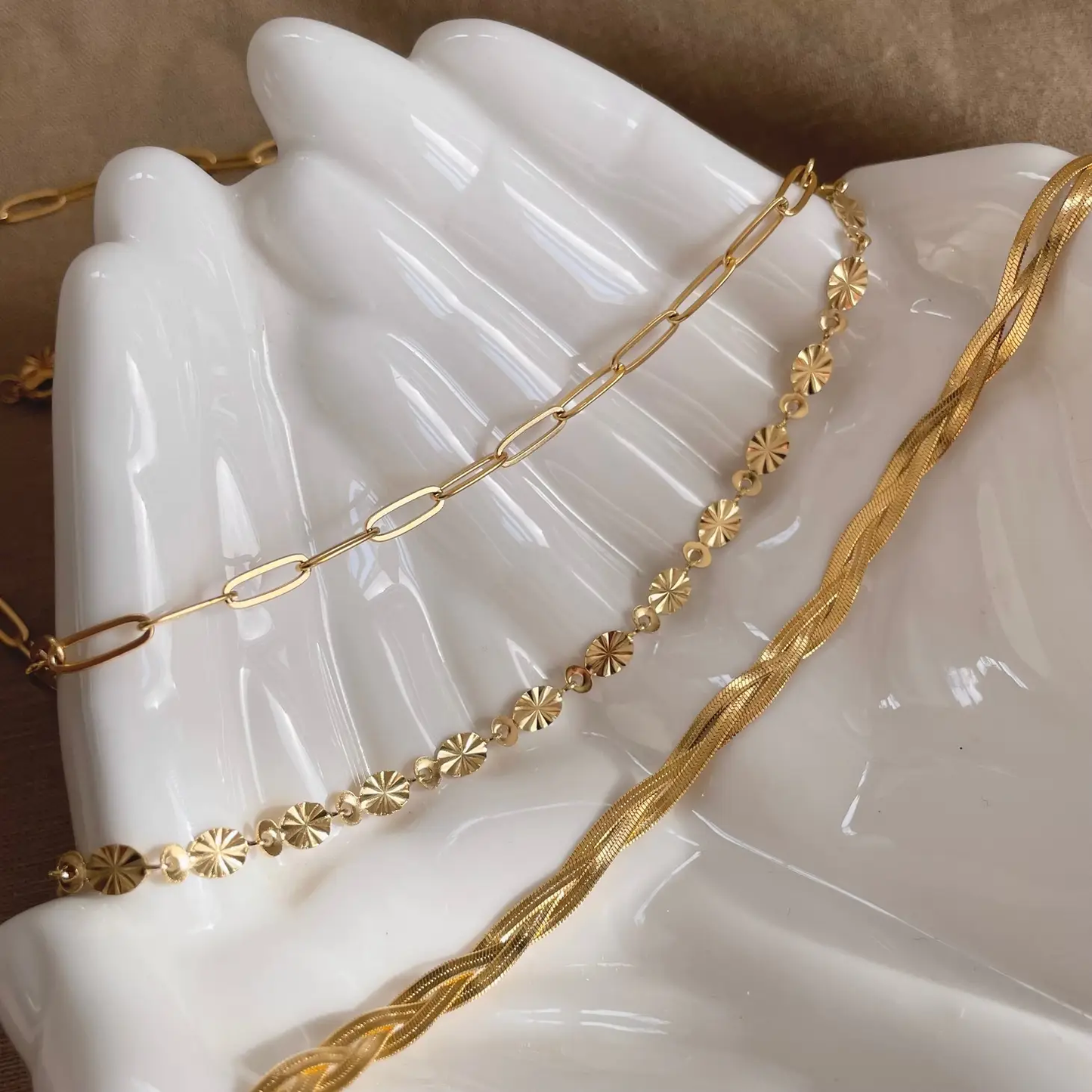 18k Gold Plated Oval Sunburst Chain Necklace