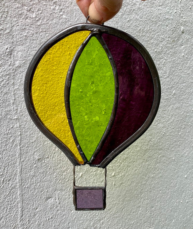 Stained Glass Hot Air Balloon, 3 Colours with hanging hook, perfect for hanging in windows.  Edit alt text